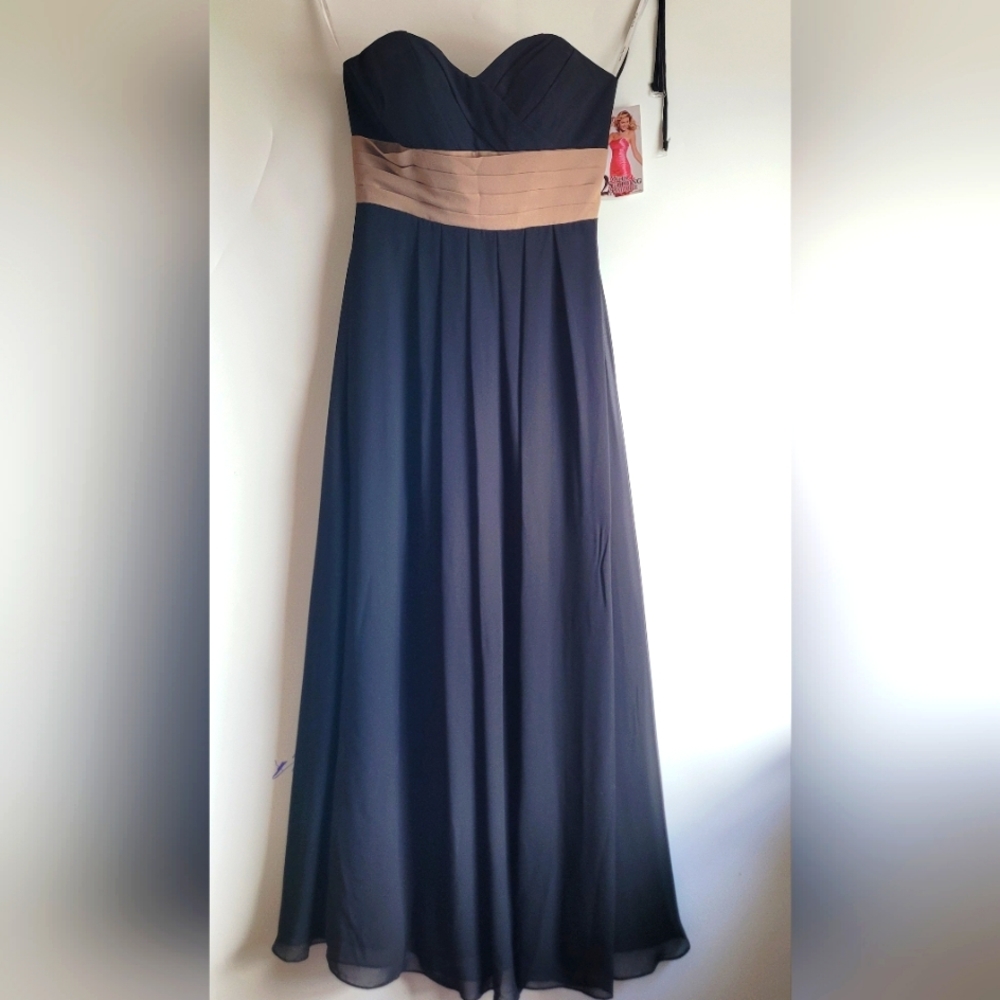 Strapless,bustier,pretty maids dress NWT
